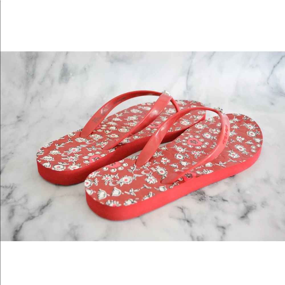 Coach Abbigail Floral Rubber Flip Flops Sandals - Picture 3 of 8